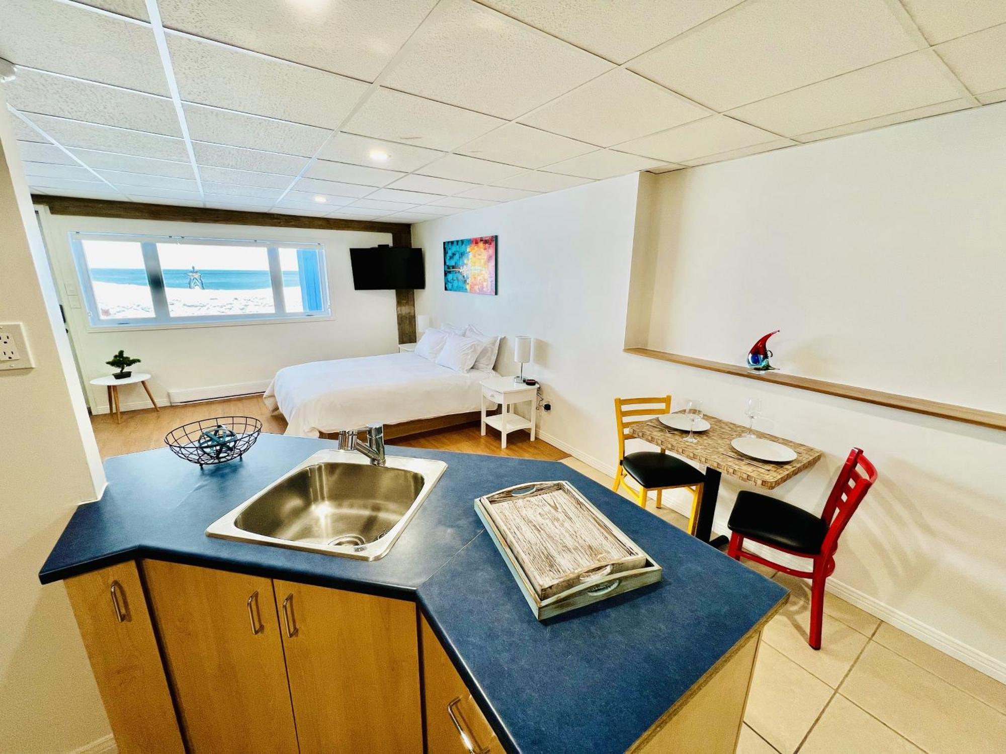 L'Appat Buvette Et Couchette De Sainte-Luce - Appartements De Vacances Modernes, Calmes Et Ressourcant Sur Le Fleuve Kültér fotó